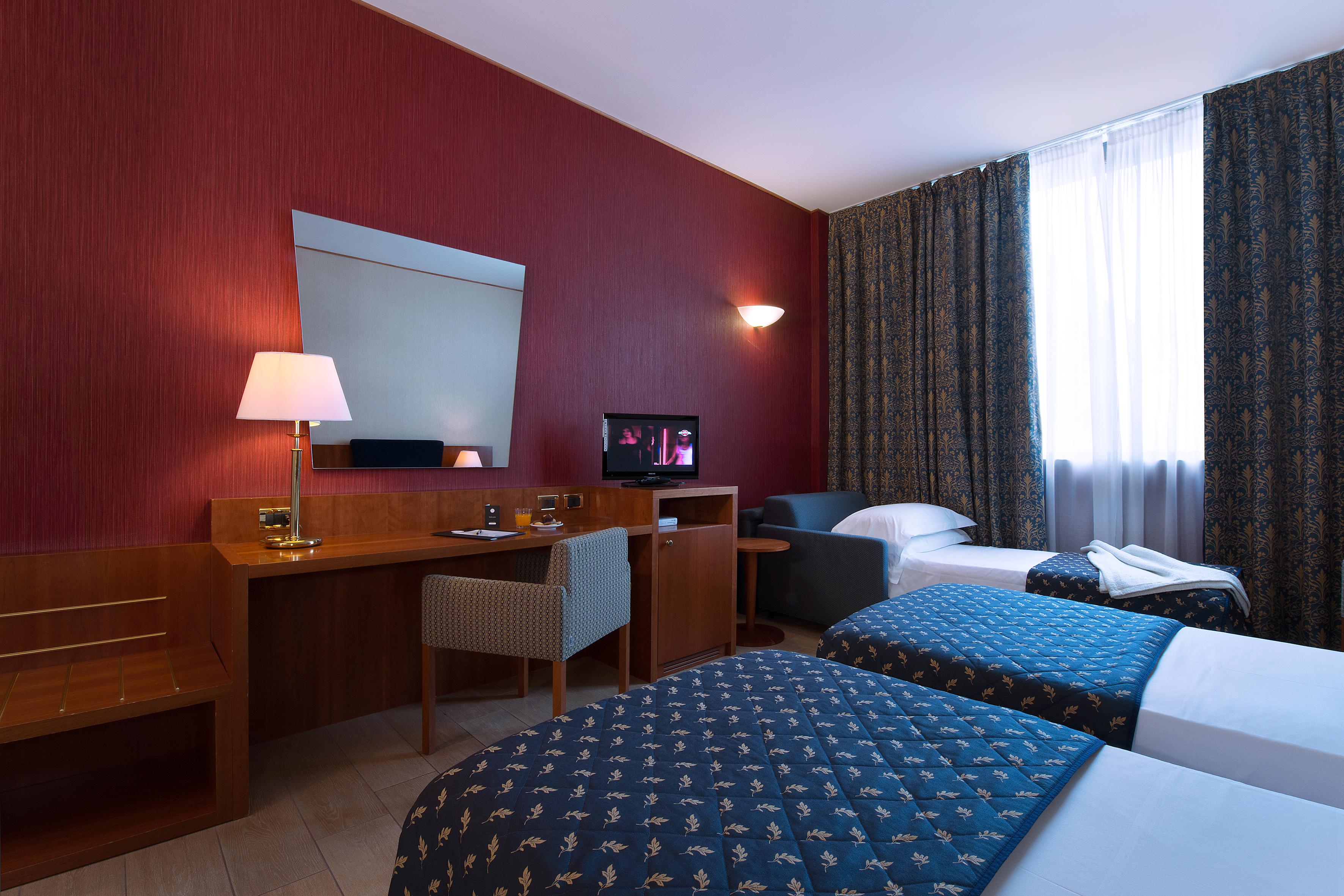 Hotel Parma&Congressi Esterno foto