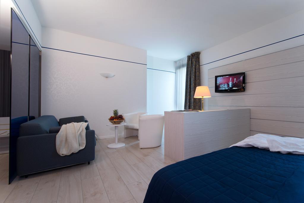 Hotel Parma&Congressi Esterno foto